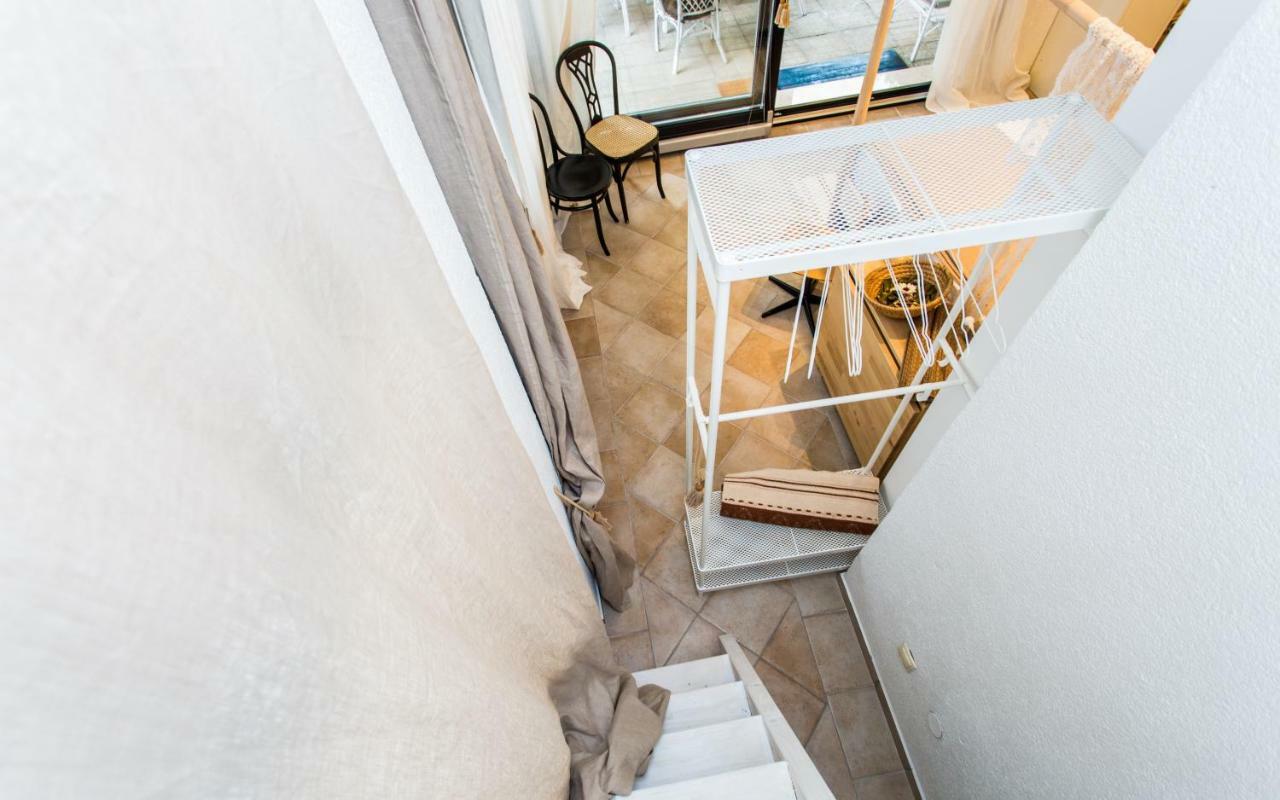 Studio Apartman Mija 2A **** Малинска Экстерьер фото